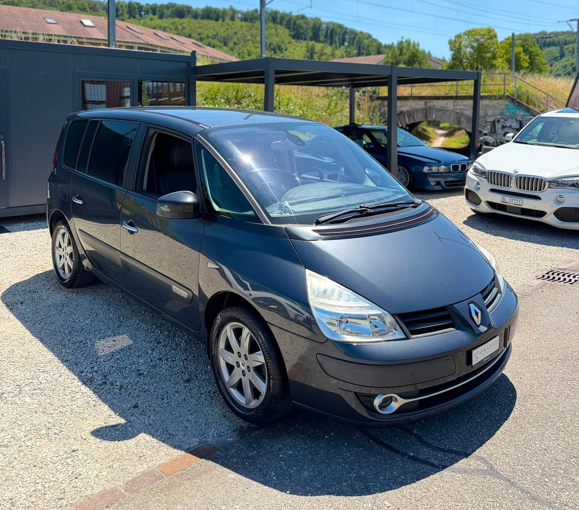 Renault Espace 2.0 dCi | Nur 103’000 km | 7-Plätzer | Schweizer Fahrzeug Hiermit verkaufe ich den wunderschönen Renault