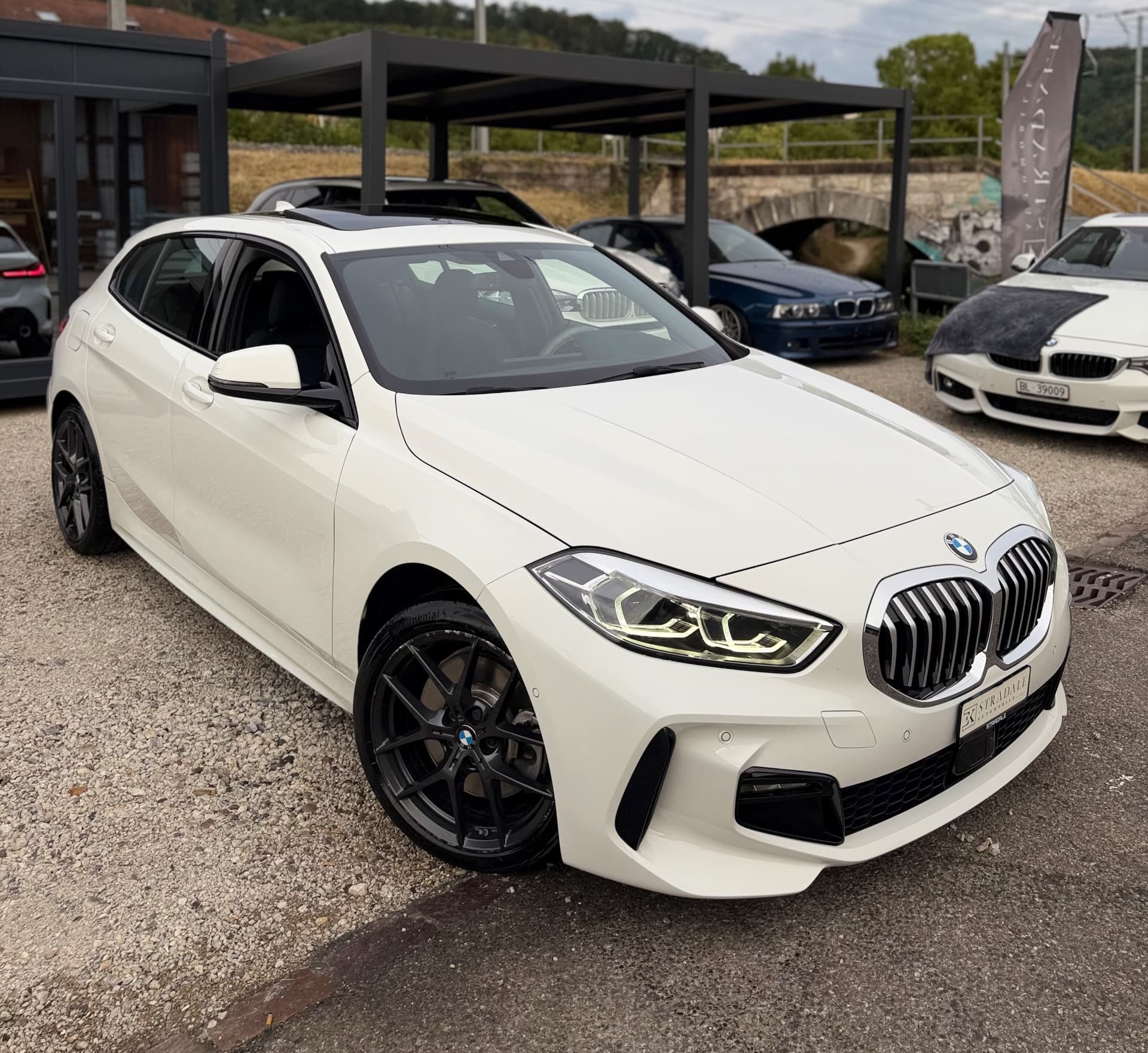 BMW 120d xDrive Steptronic M Sport **Schiebedach**