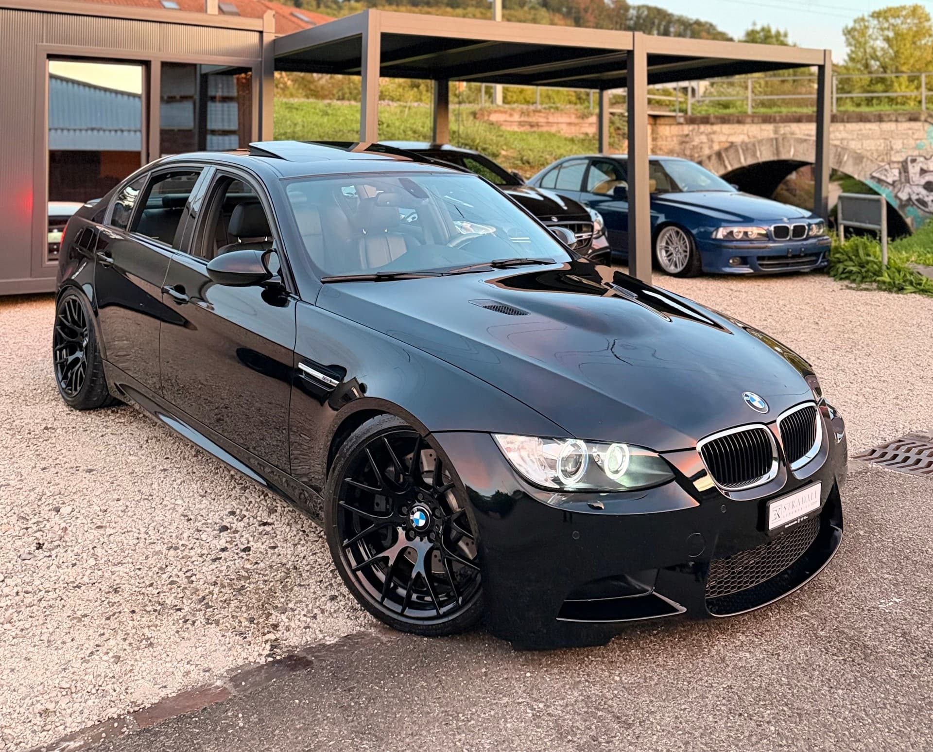 BMW M3 DSG Competition. Schweizer Fahrzeug. Historie komplett BMW. Uni-Schwarz. Schiebedach